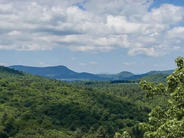 Highlands vs. Cashiers vs. Scaly Mountain vs. Sapphire